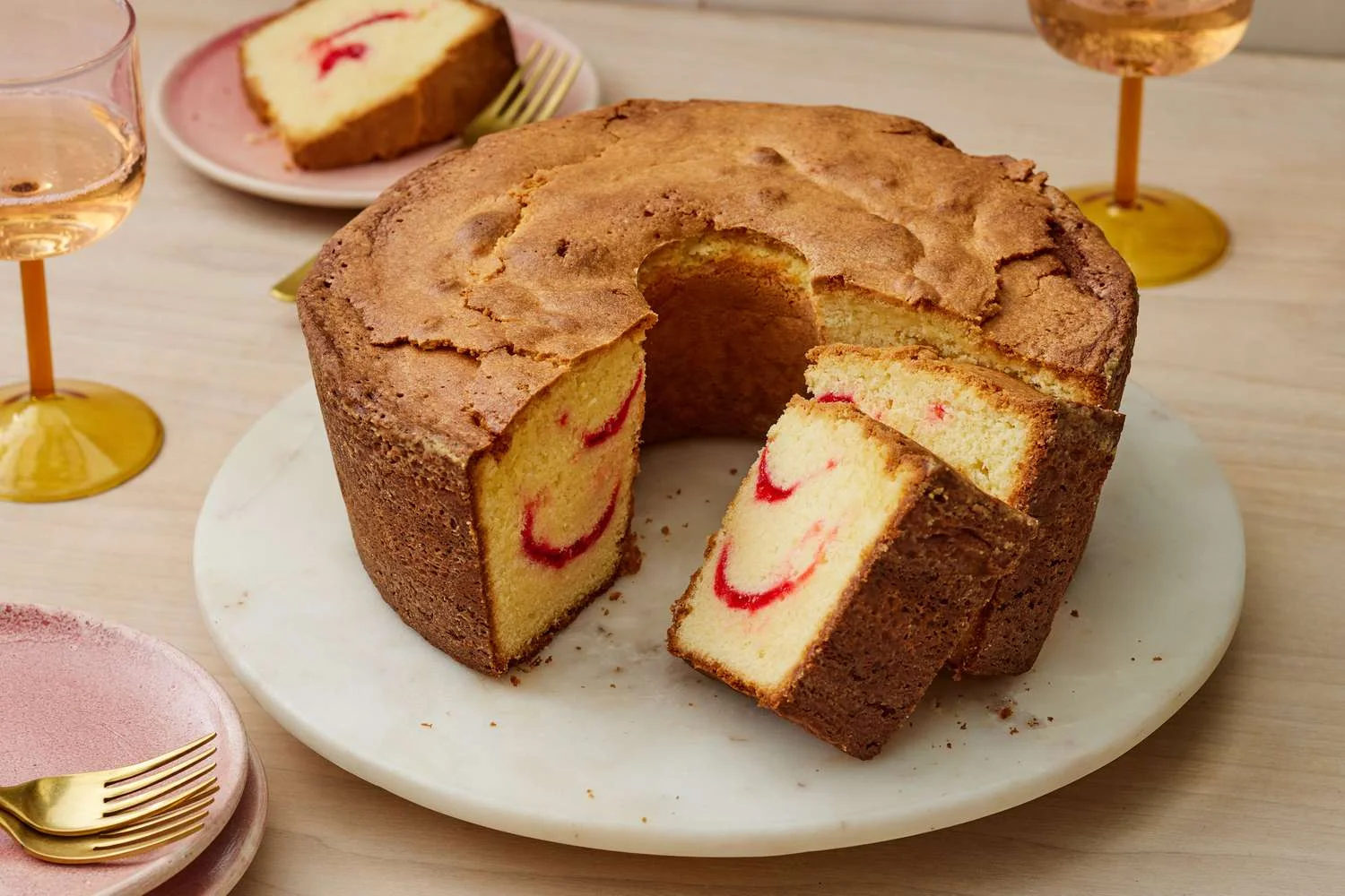 8 Cream Cheese Pound Cake Pairings For Every Occasion