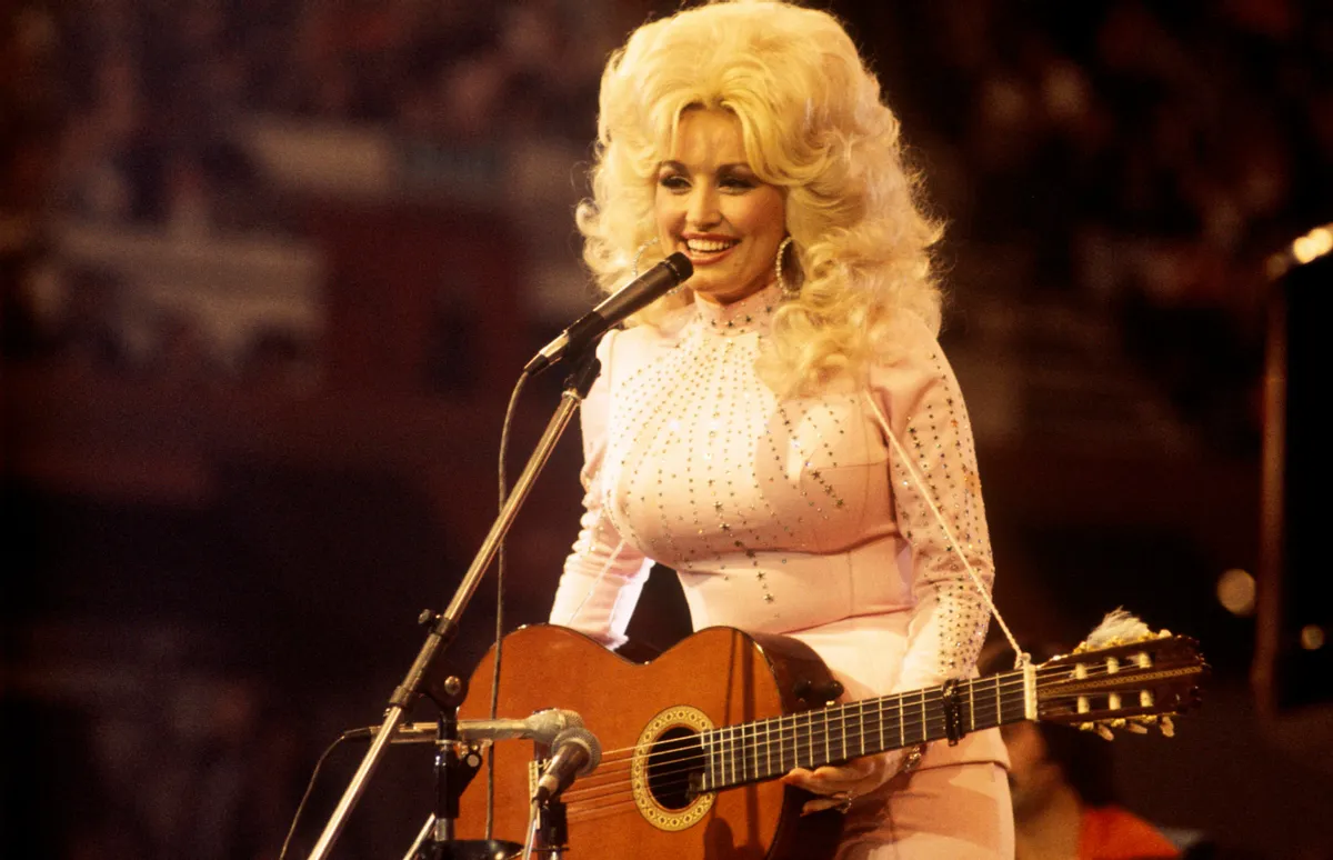8 Of The Greatest Love Songs In Country Music History